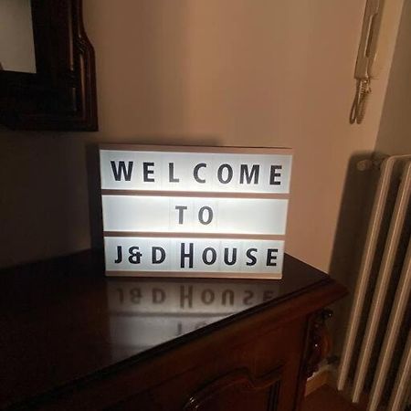 阿尔巴J & D House公寓 外观 照片